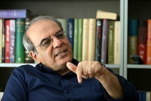 عباس عبدی: تحلیل نیروهای سیاسی کشور ما دوگانه است،مثل برخورد کسی است که از دامادش راضی است و از عروسش ناراضی!