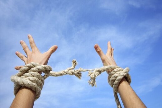 ۲۴ محکوم به قصاص زندان رجایی شهر کرج بخشیده شدند