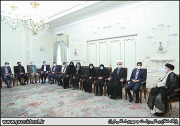 دیدار نوروزی با مقامات کشوری و لشکری با رئیس جمهوری