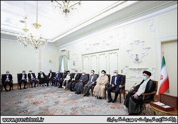 دیدار نوروزی با مقامات کشوری و لشکری با رئیس جمهوری