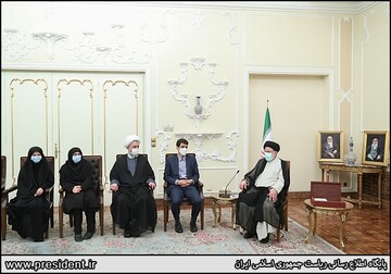 دیدار نوروزی با مقامات کشوری و لشکری با رئیس جمهوری