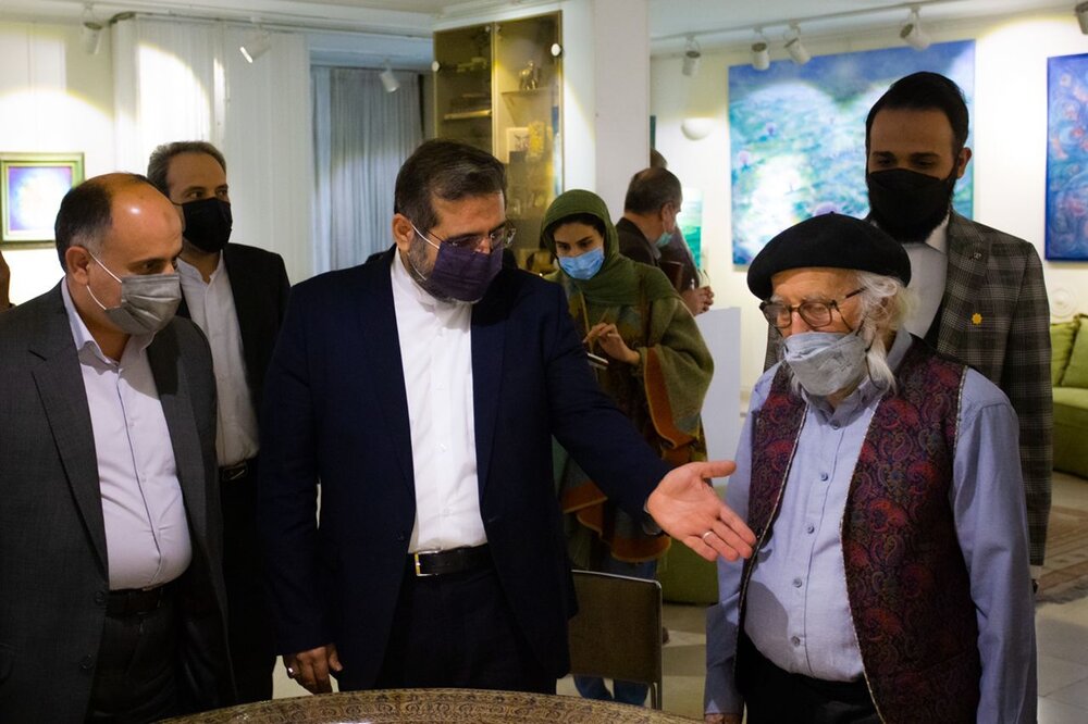 دیدار وزیر فرهنگ و ارشاد اسلامی با حسین معجوبی هنرمند بهش / عکس  