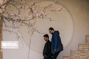 گردشگران نوروزی در بناهای تاریخی سنندج