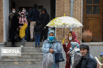 گردشگران نوروزی در بناهای تاریخی سنندج