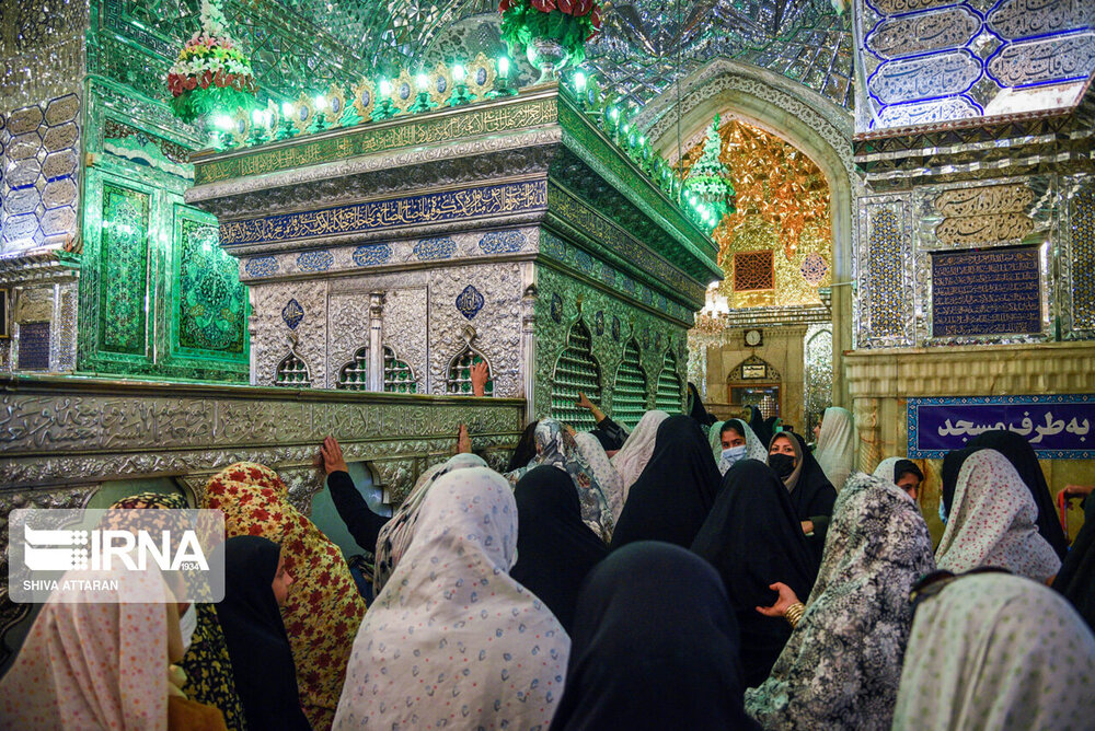 زائران حرم مطهر شاهچراغ (ع)