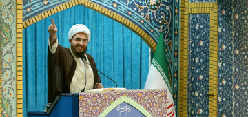 خطیب جمعه تهران : حق روز ۱۲ فروردین به خوبی ادا نشده، چون در تعطیلات نوروزی است 
