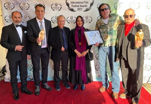 الفيلم الايراني"لعبة النجوم" يفوز بجائزتين في مهرجان لوس أنجلوس