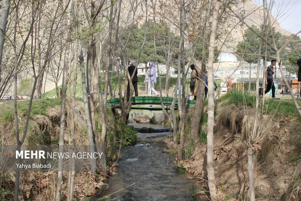 مجموعه تاریخی«طاق بستان» میزبان گردشگران نوروزی