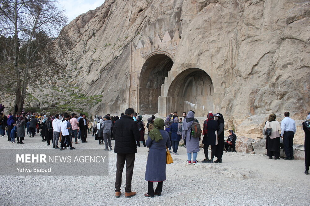 مجموعه تاریخی«طاق بستان» میزبان گردشگران نوروزی