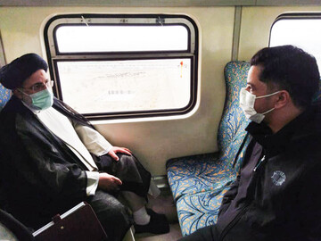 تصاویر | سفر سیدابراهیم رئیسی به استان البرز با قطار شهری