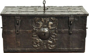 ببینید | بازکردن گاوصندوق فرانسوی متعلق به قرن ۱۸!