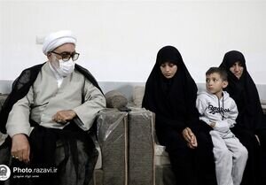 حمله به روحانیون در حرم رضوی | دیدار تولیت آستان قدس با خانواده شهید دارایی