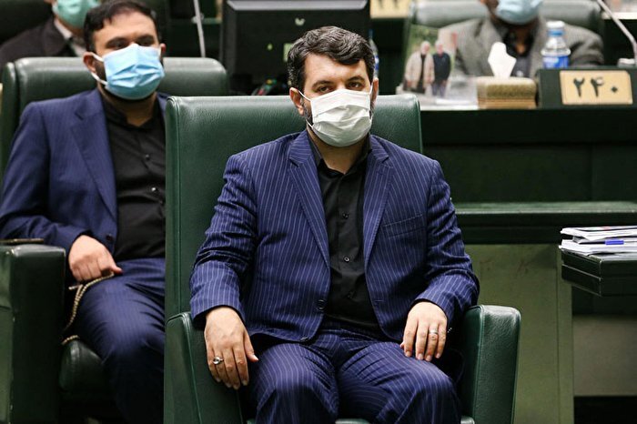 عبدالملکی به صحن احضار شد / وزیر کار ، سیبل بهارستانی ها