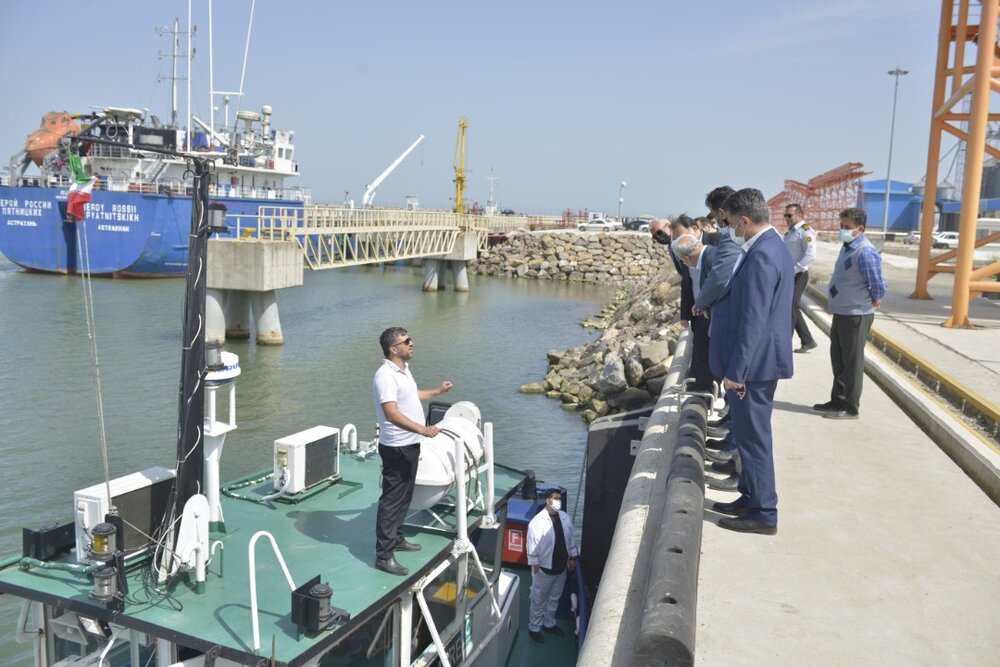 نقش موثربندرکاسپین در تامین کالاهای اساسی و توسعه صادرات