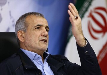 زنان پشت در بسته ورزشگاه مشهد | پزشکیان : نتیجه رفتار ما رشد تتلوهاست / عده ای را علیه انقلاب و اسلام ، مسئله دار  می کنند زنان پشت در بسته ورزشگاه مشهد | پزشکیان : نتیجه رفتار ما رشد تتلوهاست / عده ای را علیه انقلاب و اسلام ، مسئله دار  می کنند