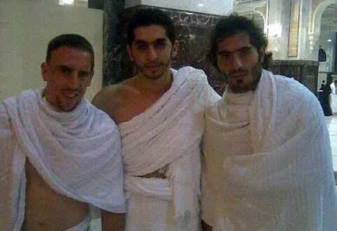 فرانک ریبری در لباس احرام/عکس