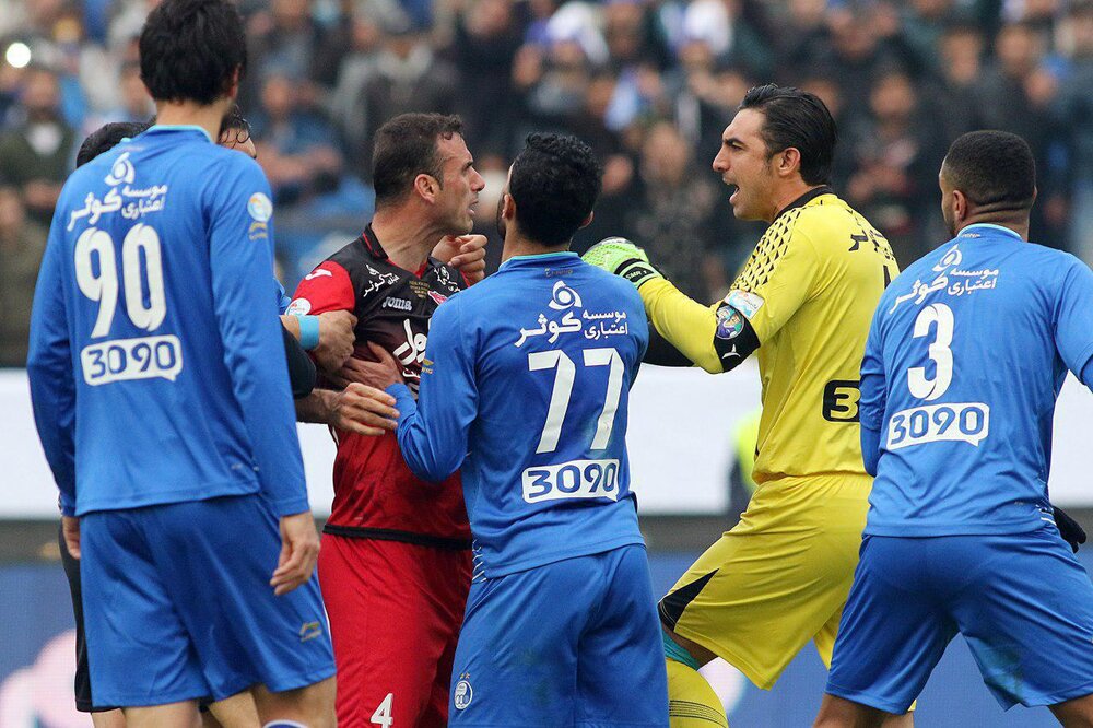 تصاویر ماندگار مهدی رحمتی از تقابل با پرسپولیس دربی/عکس