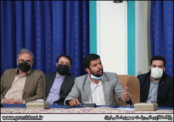 کدام فعالان رسانه ای به ضیافت افطار رئیسی رفتند؟ / تصاویر