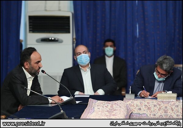 کدام فعالان رسانه ای به ضیافت افطار رئیسی رفتند؟ / تصاویر