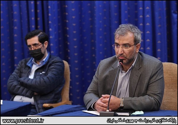 کدام فعالان رسانه ای به ضیافت افطار رئیسی رفتند؟ / تصاویر