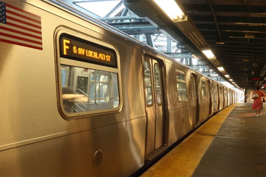 ببینید | نمایی تازه از لحظه تیراندازی در مترو نیویورک 