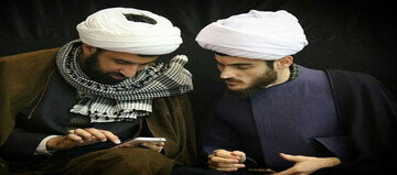 رئیس مرکز فقهی ائمه اطهار : حضور طلاب در فضای مجازی واجب است/ گروه تشکیل دهید