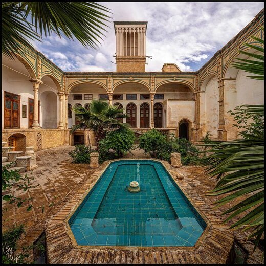 خانه ۱۳۰ ساله حاج علی خان زند در قم
