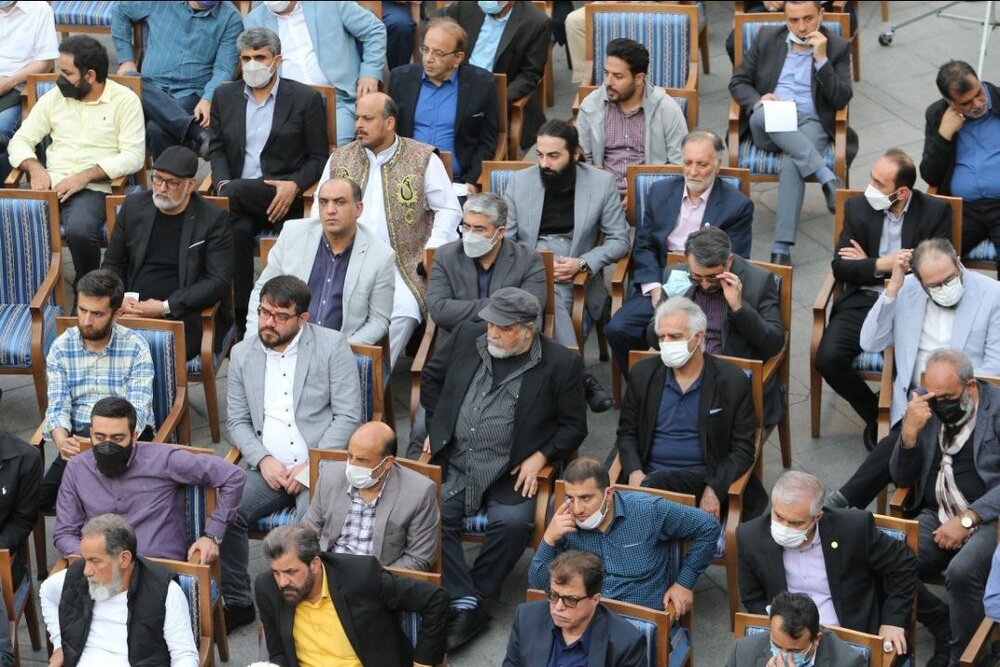 تصاویری از مراسم‌ افطاری امشب رییس جمهور با جمعی از هنرمندان