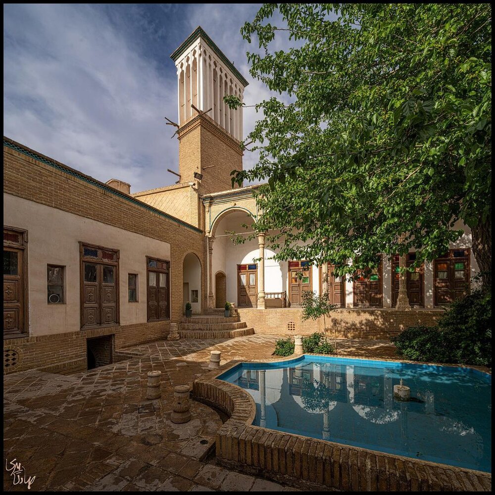 خانه ۱۳۰ ساله حاج علی خان زند در قم