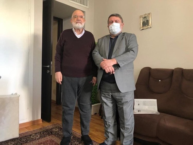 ابقای حضرتی در دبیرکلی اعتماد ملی