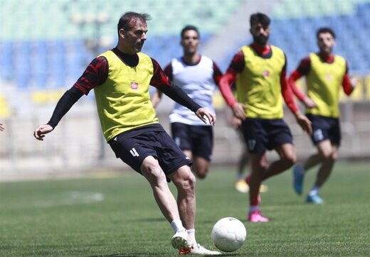 یحیی کاپیتانهای پرسپولیس را تنبیه کرد! یحیی کاپیتانهای پرسپولیس را تنبیه کرد!