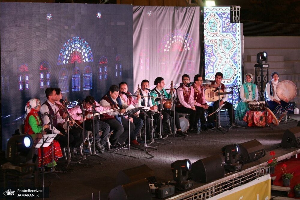 همه آنها که میخواهند در تخت جمشید کنسرت بگذارند/ چالشهای پیشرو؛ از شان گروه و موسیقی تا تخریب بنا