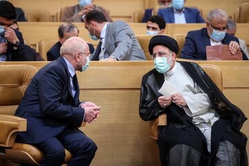 مهاجری: شک نکنید ؛ در آینده نزدیک ، شاهد دعوای قالیباف و رئیسی خواهیم بود مهاجری: شک نکنید ؛ در آینده نزدیک ، شاهد دعوای قالیباف و رئیسی خواهیم بود