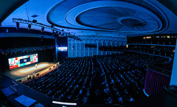 از ورود به بازار اروپا و آمریکا تا جذب سرمایه‌ و آغاز ساخت بزرگ‌ترین دیتاسنتر ابری خاورمیانه