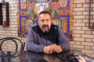 خودشیفتگی به سبک پیشکسوت جنجالی پرسپولیس/عکس خودشیفتگی به سبک پیشکسوت جنجالی پرسپولیس/عکس