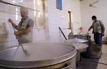 دیدنی های امروز؛ از سیل آفریقای جنوبی تا افطاری های دسته جمعی