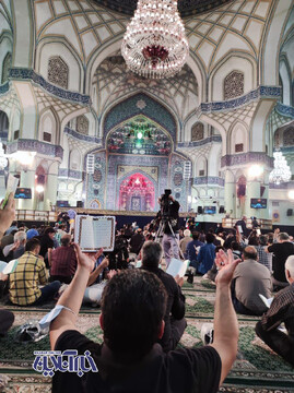 احیای شب قدر در حرم عبدالعظیم حسنی(ع)