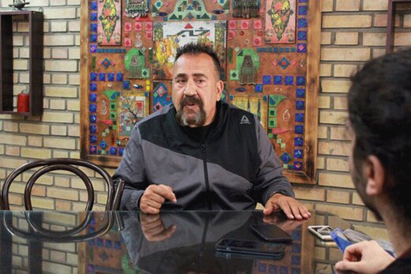 ببینید | وحید قلیچ: پرسپولیس حمام مردانه شده و هر کسی لوگو را ببوسد، می رود داخل/ بیرانوند شانسی با دماغش پنالتی رونالدو را گرفت