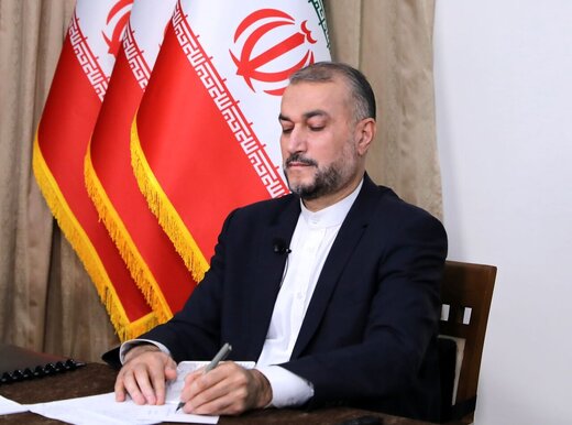 وزير الخارجية الايراني يهنئ نظراءه في الدول الاسلامية بمناسبة عيد الفطر