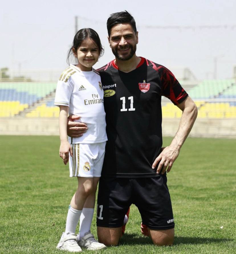 حضور دختر خانم رئال مادریدی در تمرین پرسپولیس!/عکس