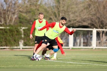 بازگشت علی کریمی به ایران منتفی شد بازگشت علی کریمی به ایران منتفی شد