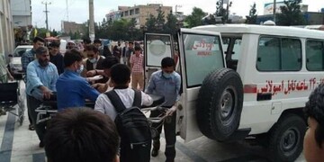 روزنامه شرق: سیاست خارجی کشور در همه حوزه ها بلاتکلیف است/حتی دولت در برابر کشتار مردم افغانستان توسط طالبان،منفعل است