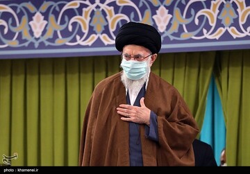 دیدار جمعی از دانشجویان با رهبر معظم انقلاب