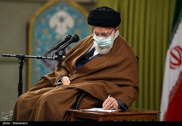 دیدار جمعی از دانشجویان با رهبر معظم انقلاب