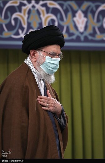 دیدار جمعی از دانشجویان با رهبر معظم انقلاب