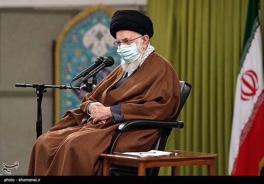 دیدار جمعی از دانشجویان با رهبر معظم انقلاب