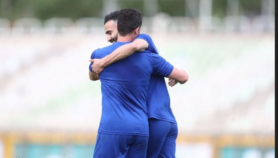 عکس| دلبری نیمکتنشین محبوب آبیها از فرهاد