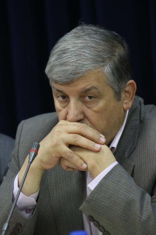 سفر خانواده قالیباف به ترکیه برای خرید سیسمونی | حقیقت پور : منتقدان ، خودشان برای کنسرت «ابی» نمی روند و پول خرج نمی کنند؟