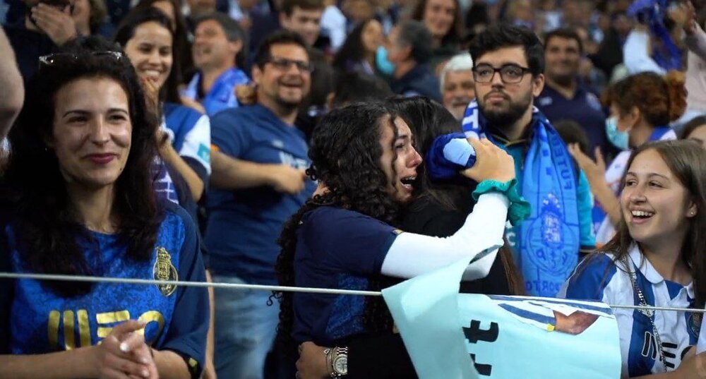 طارمی اشک یک دختر دیگر را درآورد/عکس