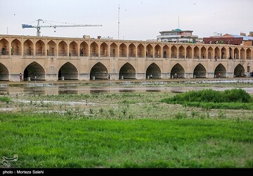 زاینده رود نیمه جان